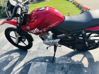 Yamaha YBR 125G (2023)
