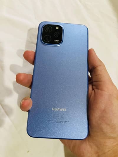 Huawei Nova Y61