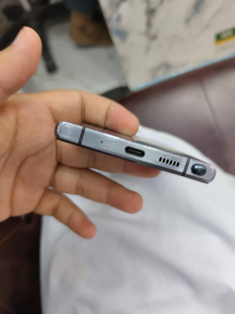 Samsung Mobile Note 20 1