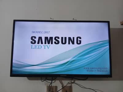 LED 40 INCHES Samsung.