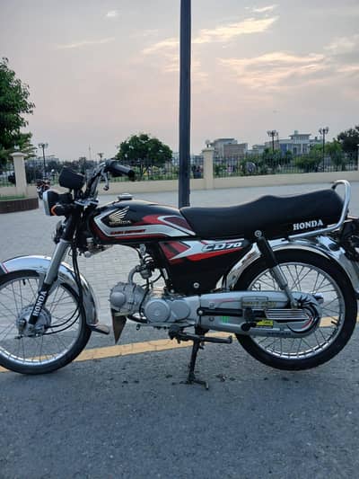 Honda 2025 all original 0.3. 4.8. 2.2. 6.1. 8.7. 4