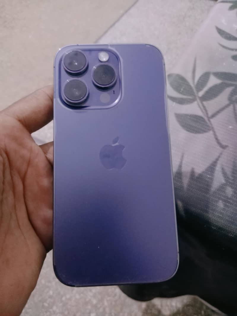 Apple iPhone 14 Pro 0