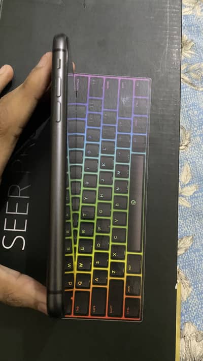 Apple iPhone 11