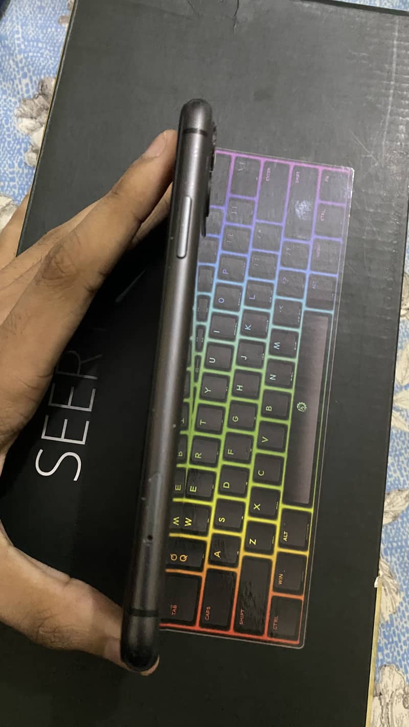 Apple iPhone 11 1