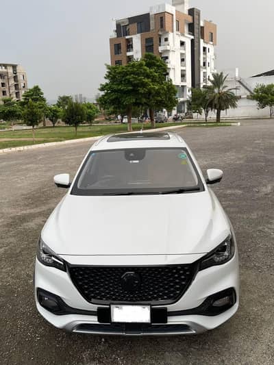 MG HS 2024