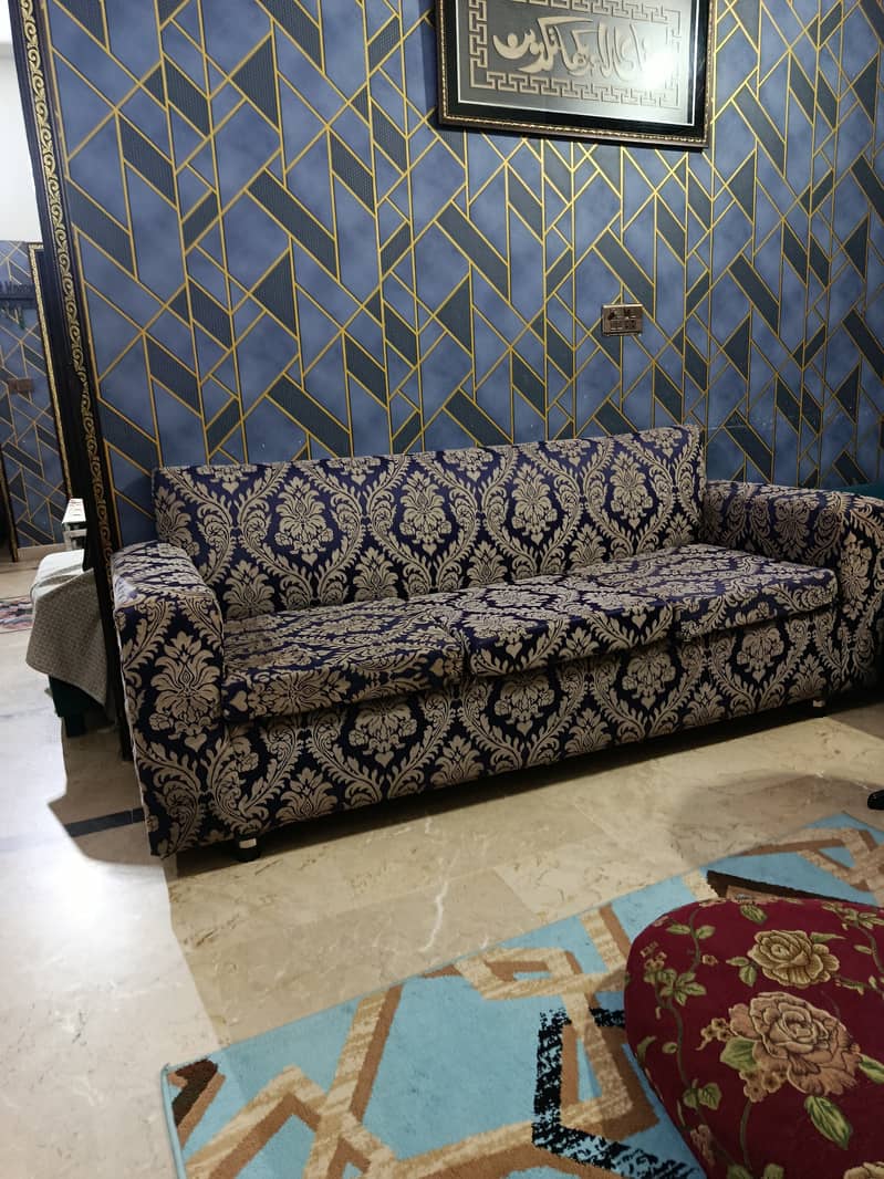 Sofa set 0