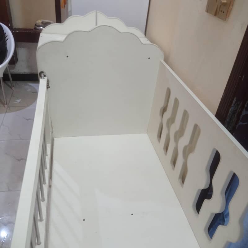 Kids cot 1