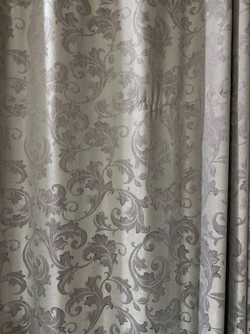 Curtains 0