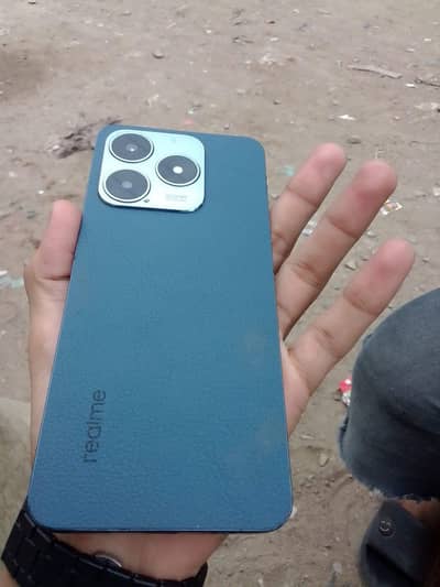Realme C63