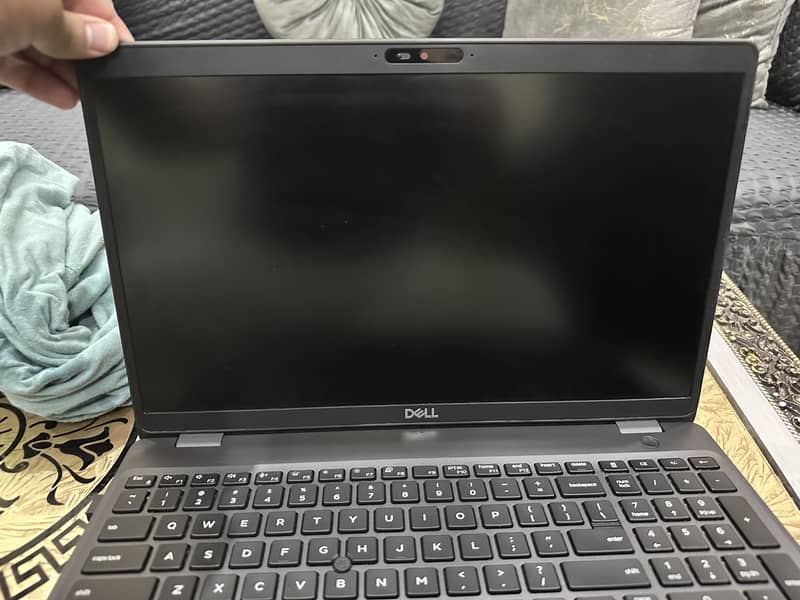 Dell Precision 3540 1