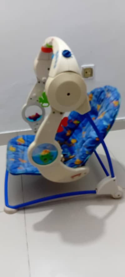 charging baby cot
