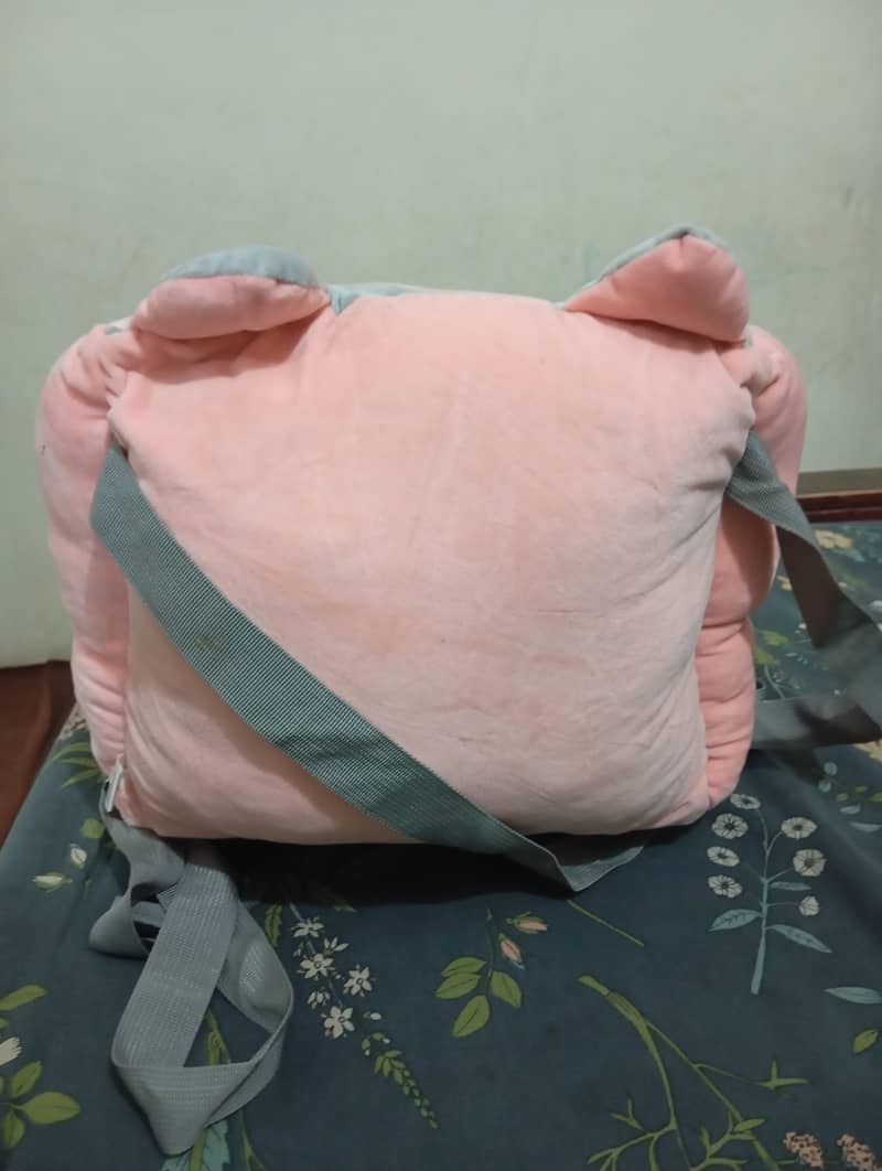 Baby Soft sofa/chair. 3