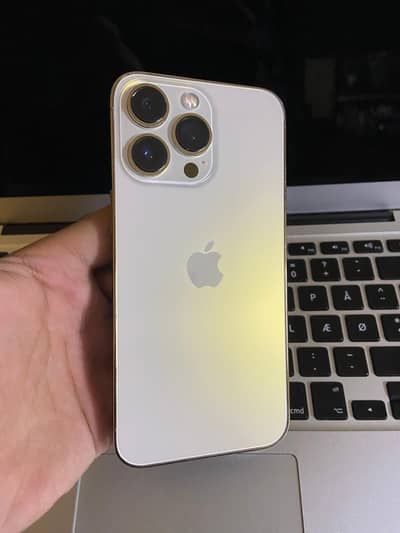 Apple iPhone 13 Pro