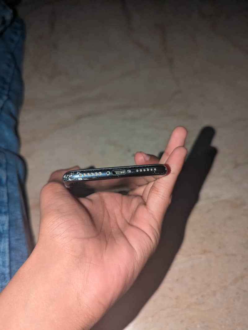 Apple iPhone 7 5
