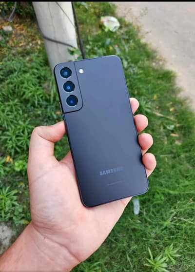 Samsung Mobile S22