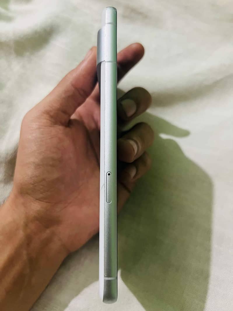 Google Pixel 7 3