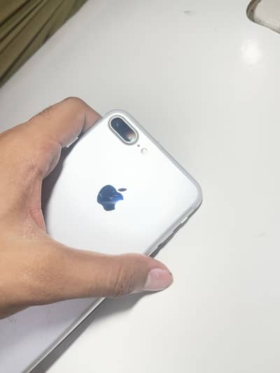 Apple iPhone 7 Plus