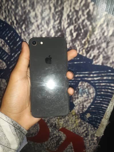 Apple iPhone 8