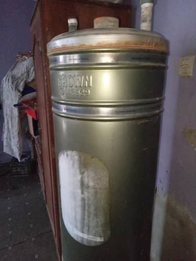 crown gas geyser 143929