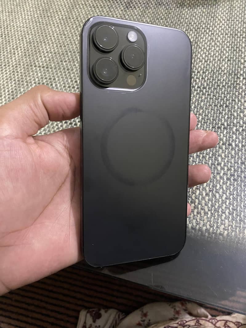 Apple iPhone 14 Pro Max 0