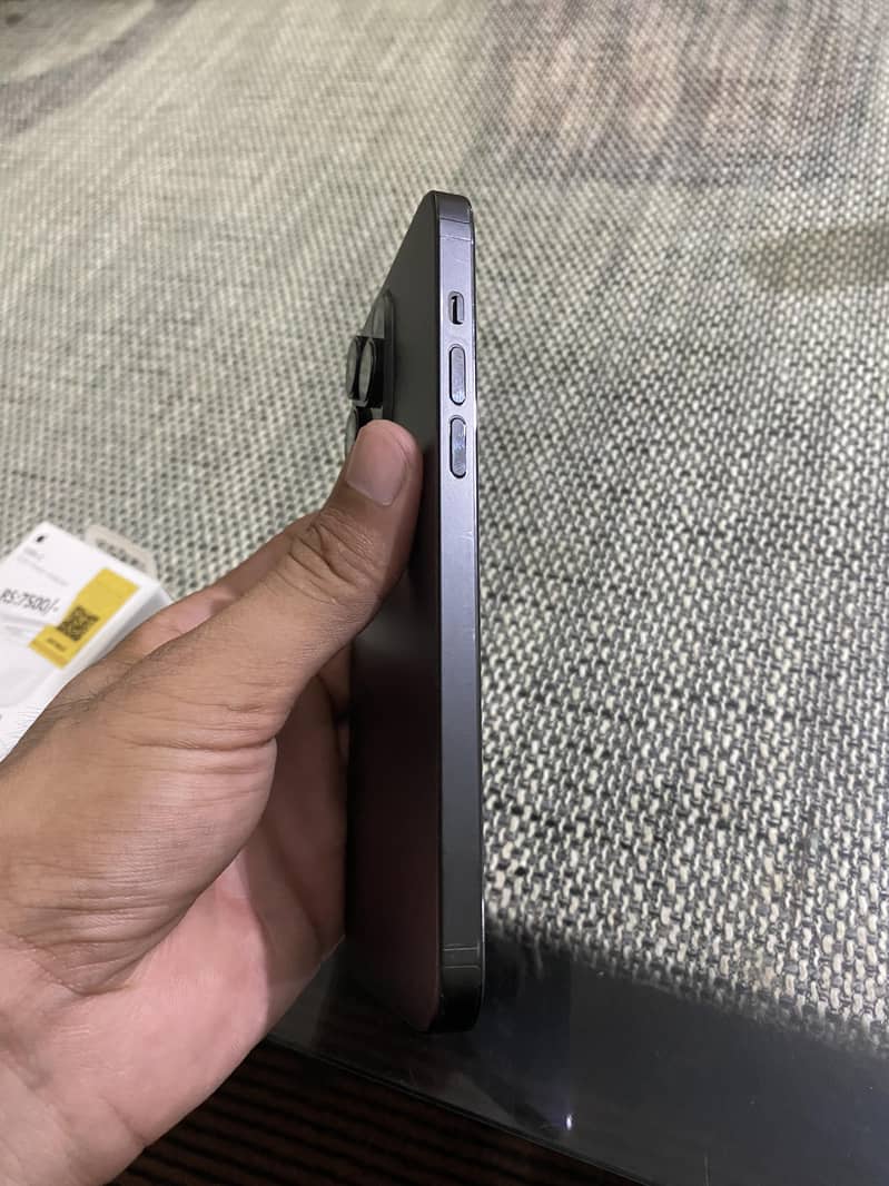 Apple iPhone 14 Pro Max 2