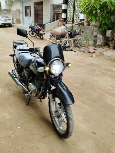 Suzuki GS SE 2019#0/3/1/7/0/0/2/4/6/2/9