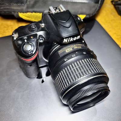 Nikon D3200 DSLR – Body + Lens + Accessories