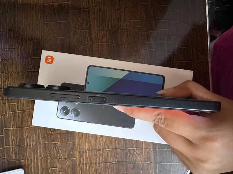 Xiaomi Redmi Note 13 4