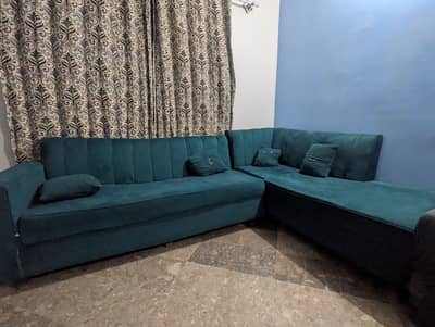 L-SHAPED SOFA