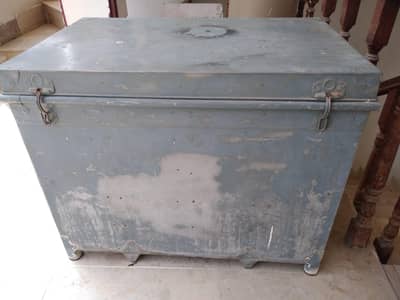 trunk (sandoq)