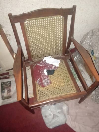 4 chairs for sale