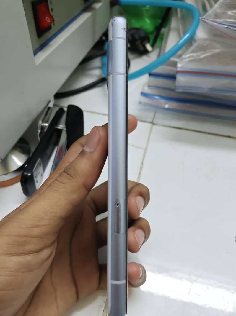 Google Pixel 7a 3