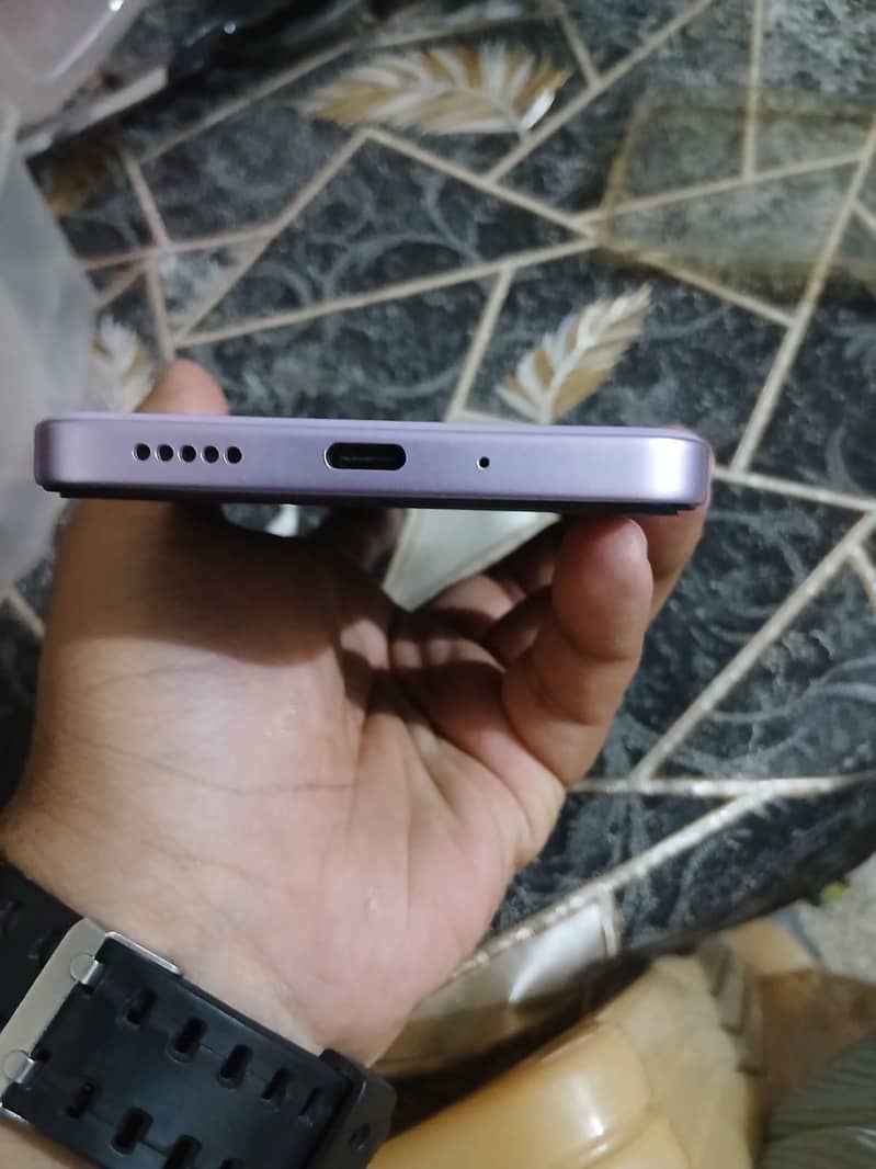 Vivo V21 1
