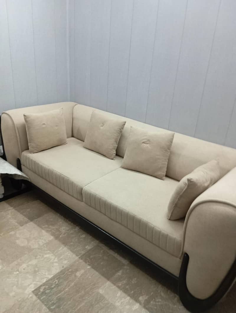 3 seater Sofa 2