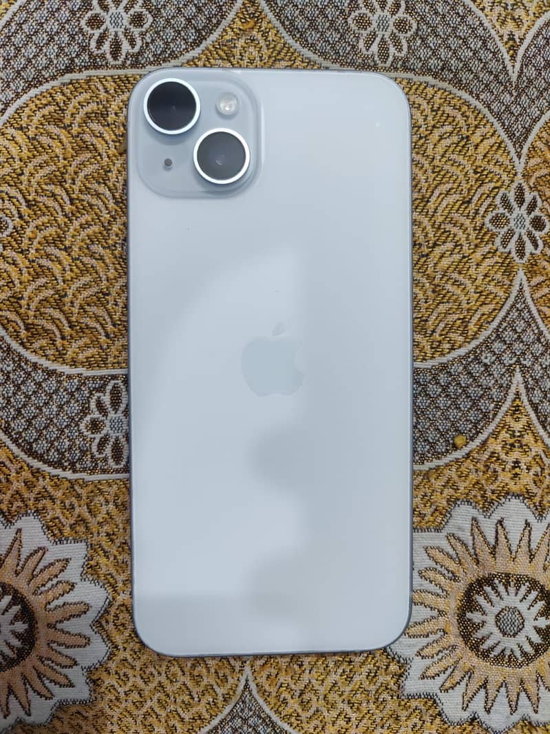 Apple iPhone 15 plus 4