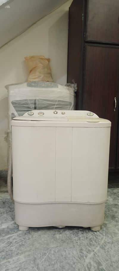 Haier machine- Ali Park, Rana market cantt Lhr