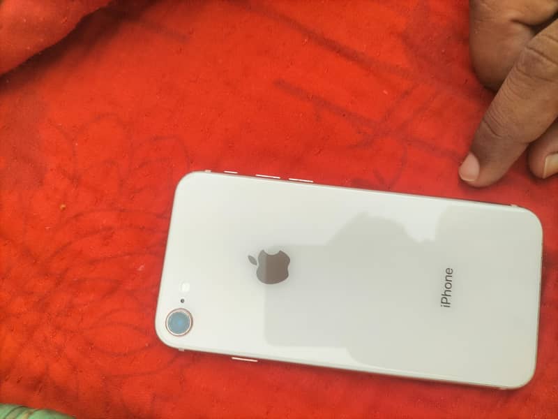 Apple iPhone 8 0
