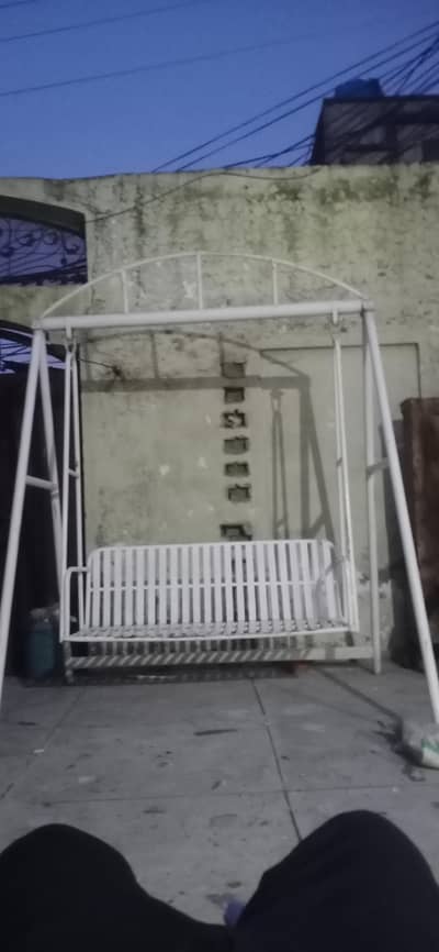 garden swing