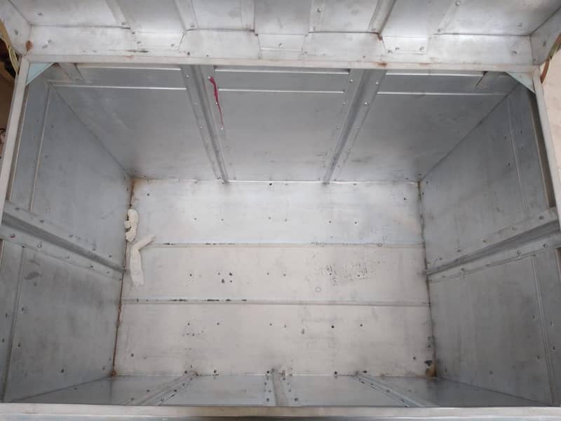 trunk (sandoq) 4