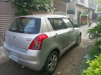 Suzuki Swift 2011