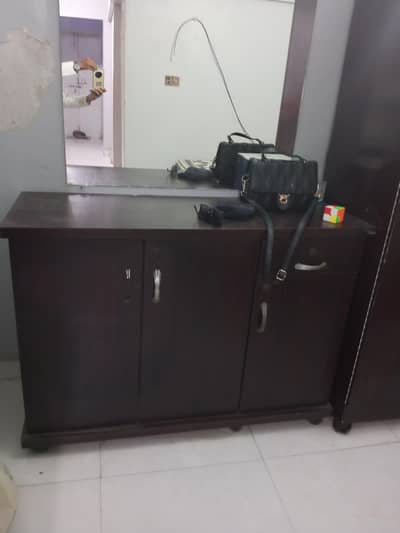 The Wooden Used Bedside Table | Price :- 5k