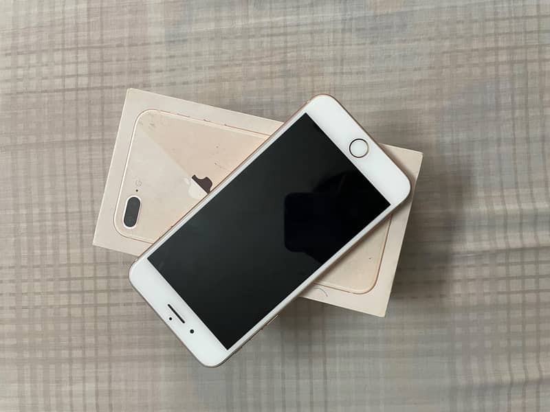 Apple iPhone 8 Plus 0