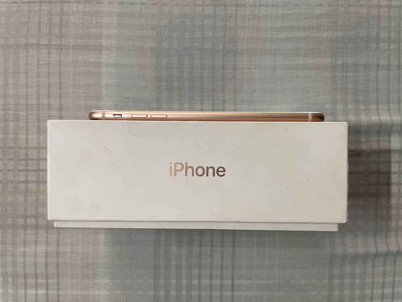 Apple iPhone 8 Plus 2