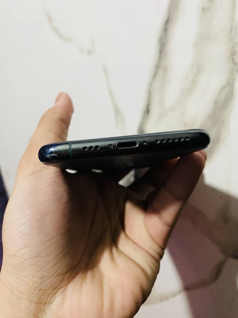 Apple iPhone 11 Pro 5