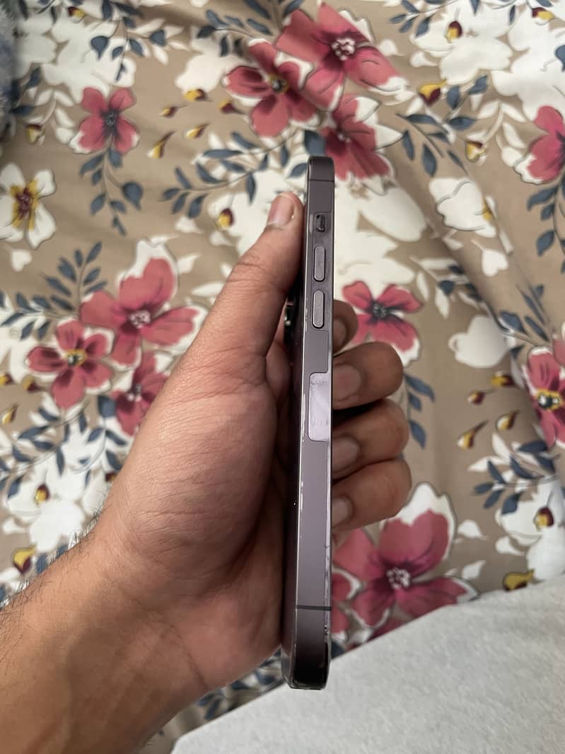 Apple iPhone 14 Pro 7