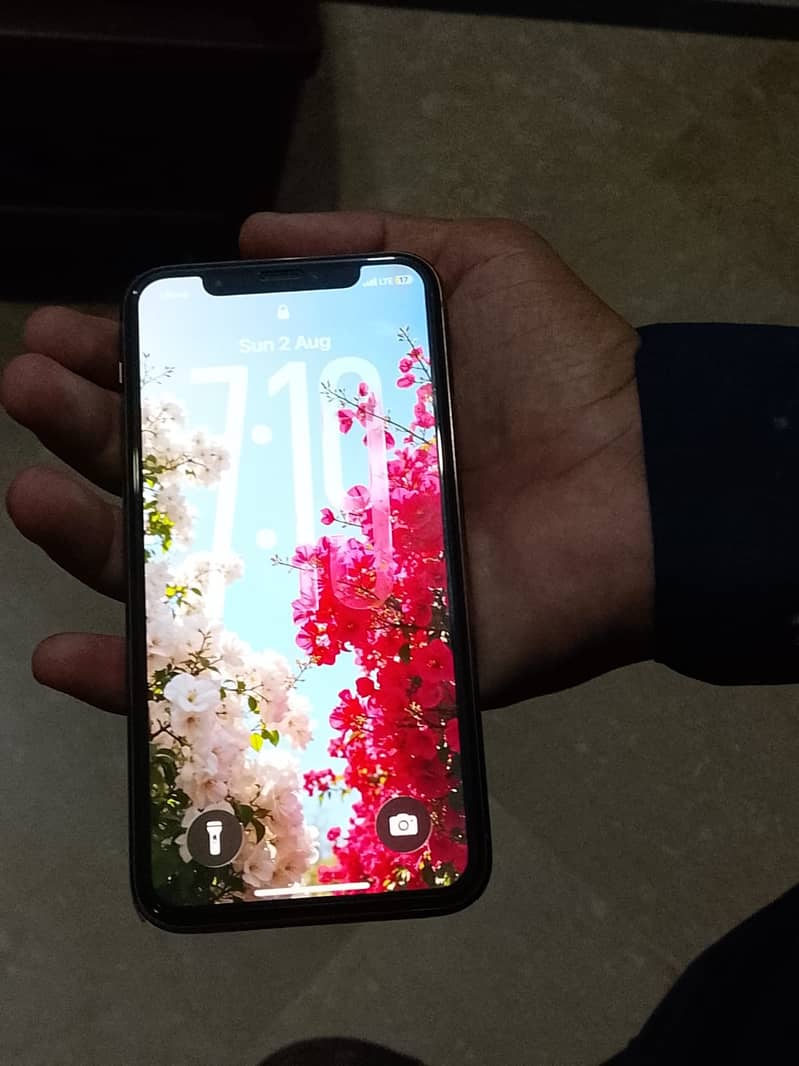 Apple iPhone 11 Pro 5