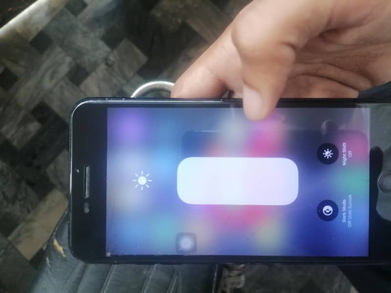 Apple iPhone 7 Plus 1