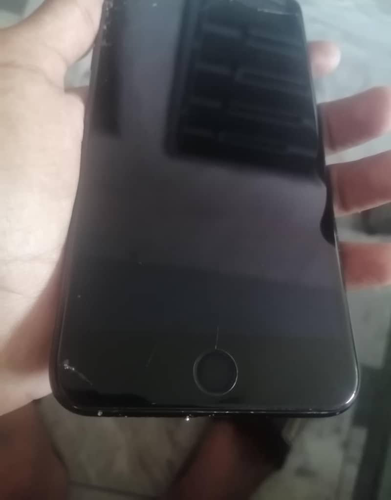 Apple iPhone 7 Plus 3