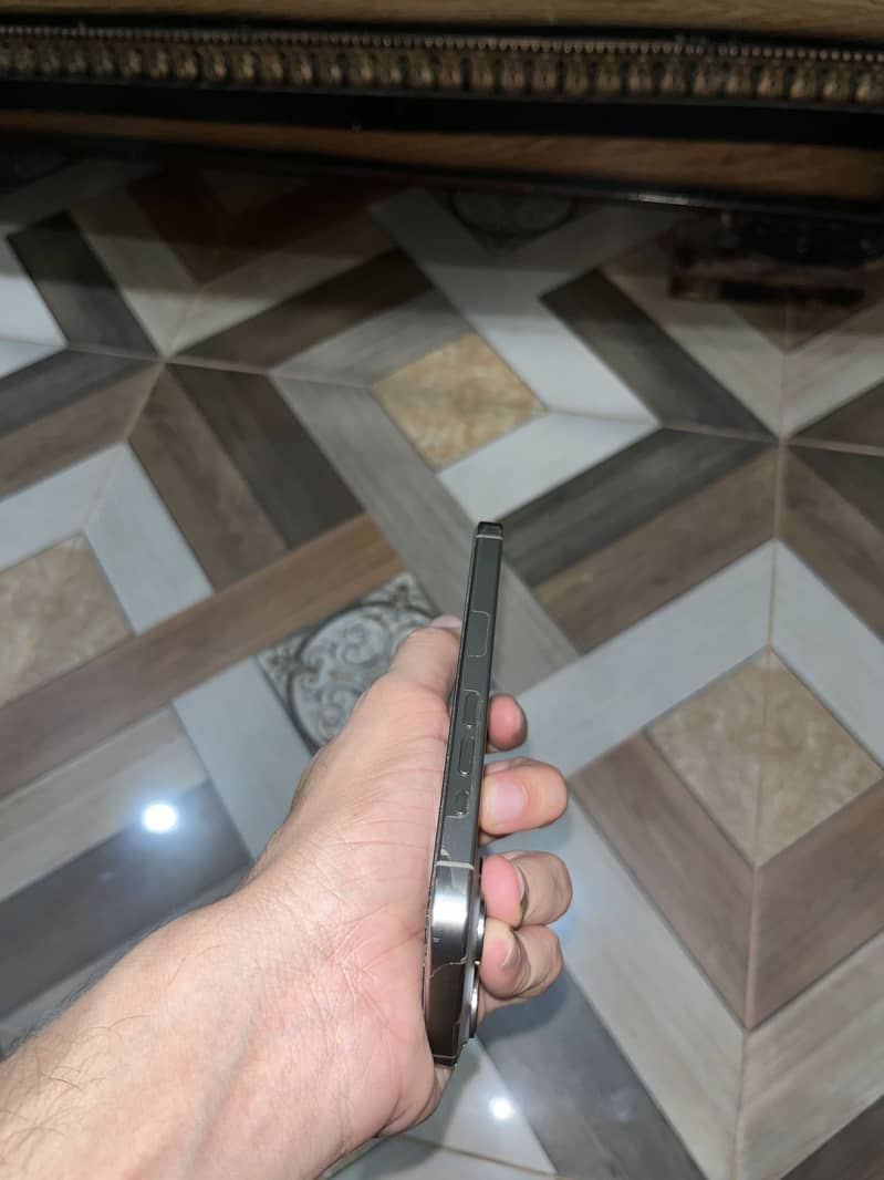 Apple iPhone 15 Pro 5
