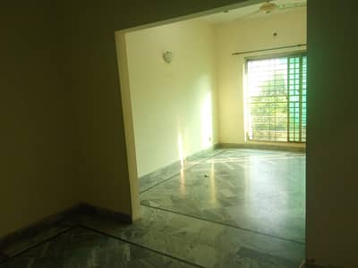 10 Marla Upper Portion Available for Rent in PIA Society